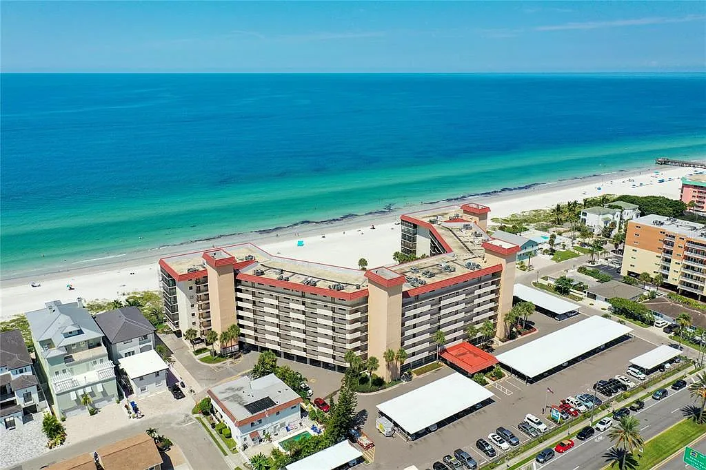 2 bed, 2.0 bath, 1025 sqft, $3,100 — Photo 4