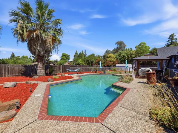 1314 Carnation Ct, Roseville, CA 95661