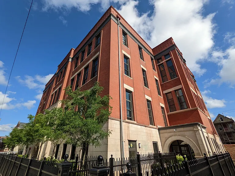 Peabody School Apartments — Photo 9