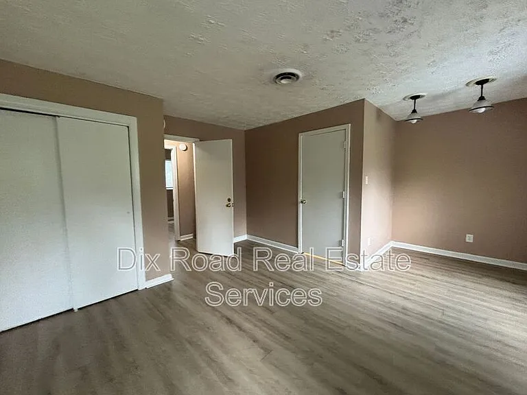 1739 Embury Park Rd — Photo 24