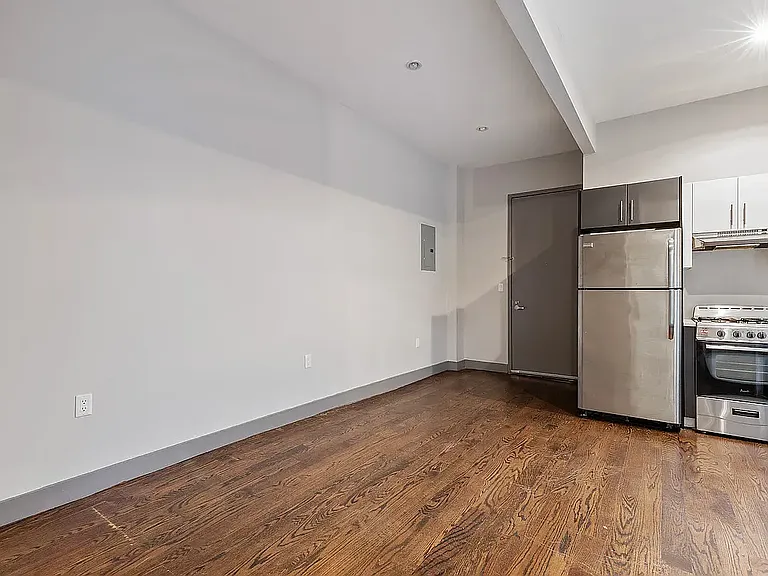 1503 Eastern Pkwy #1R — Photo 2