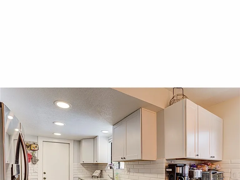 1136 Saint John Cir — Photo 20