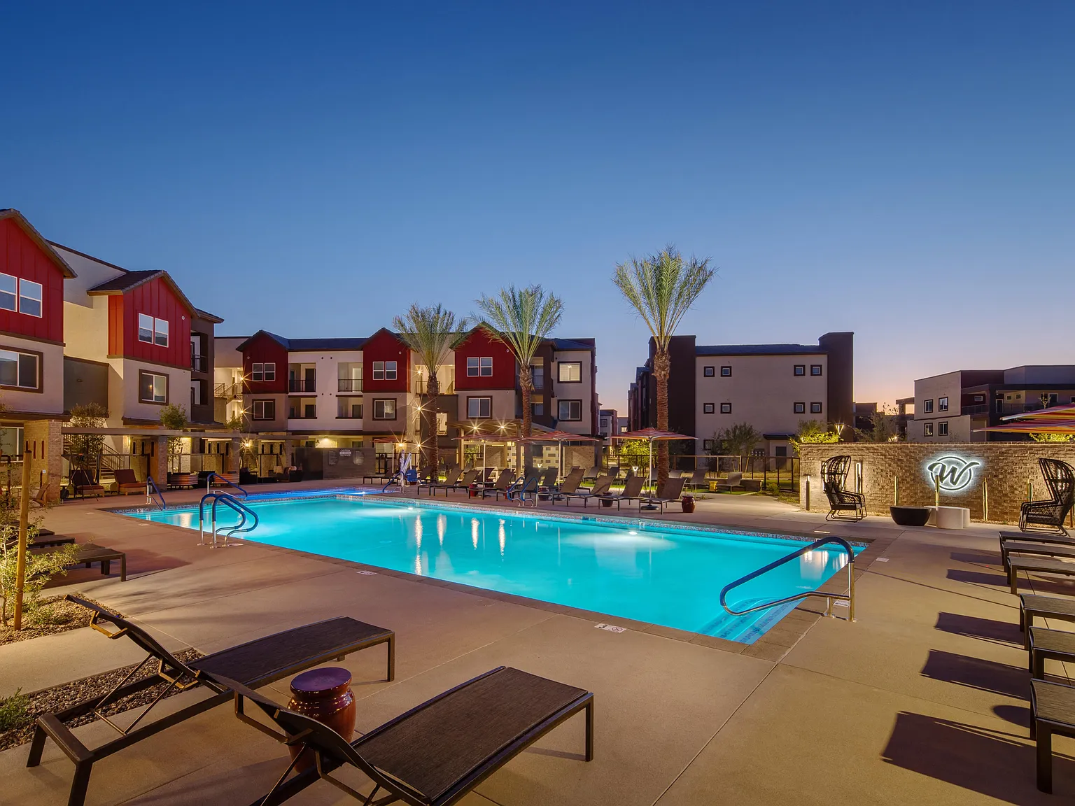 Weylyn Luxury Apartments — Photo 2