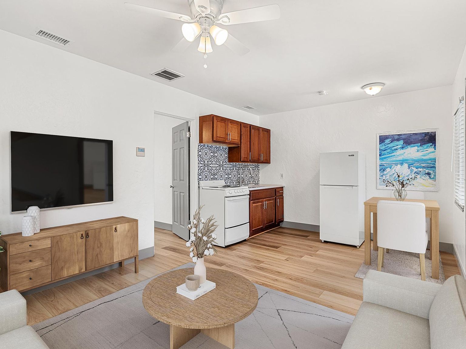 3101 Beach Blvd S APT 2, Saint Petersburg, FL 33707 | Zillow