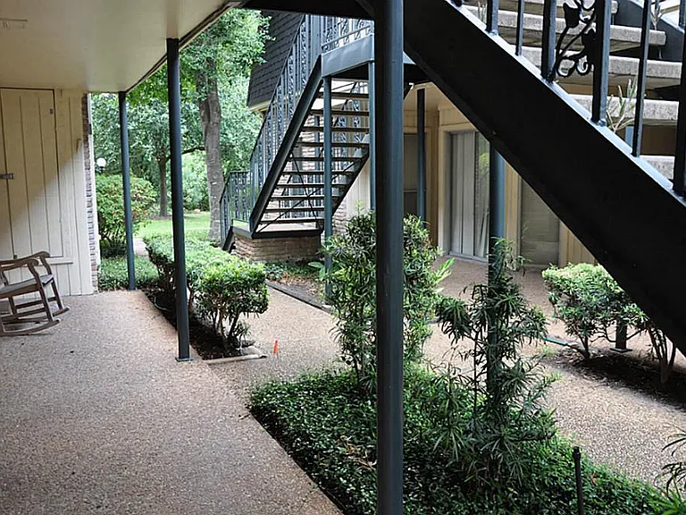 800 Post Oak Blvd #6 — Photo 14