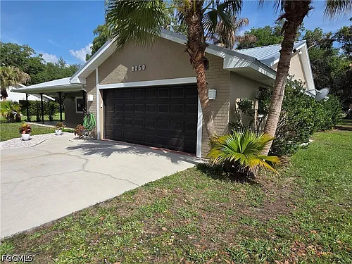 1250 Riverbend Dr Photo 1
