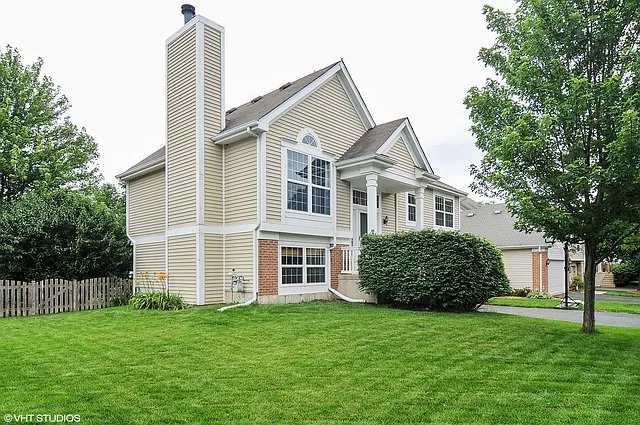 207 Penny Ln photo 1