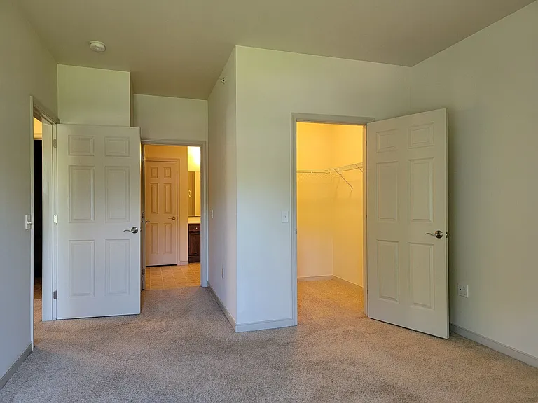 1971 Shady Oak Dr — Photo 11