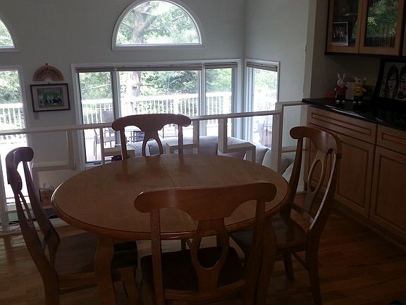 4th image of 518 Monet Dr