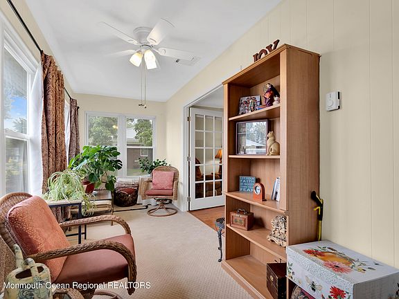 4th image of 414A Highland Drive