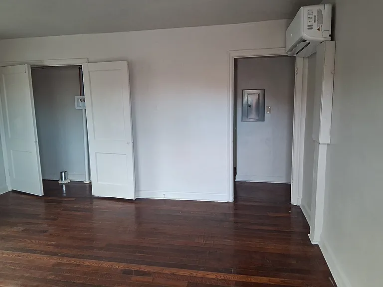 223 Carson Ln #223 — Photo 6