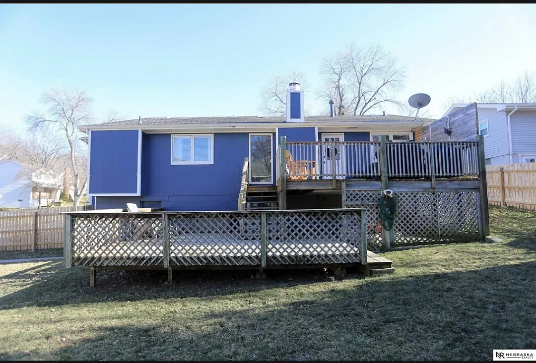 Building Photo - 1100 Horseshoe Cir
