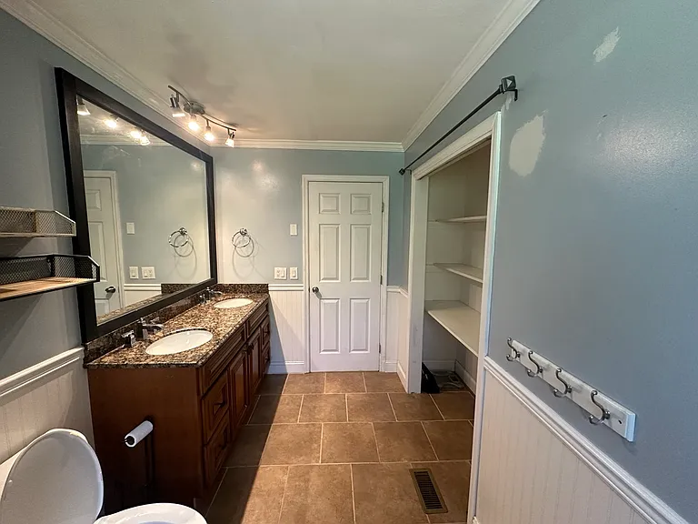 1309 Koblan Dr — Photo 17