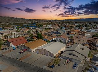 333 Anna Cir, Bullhead City, AZ 86442