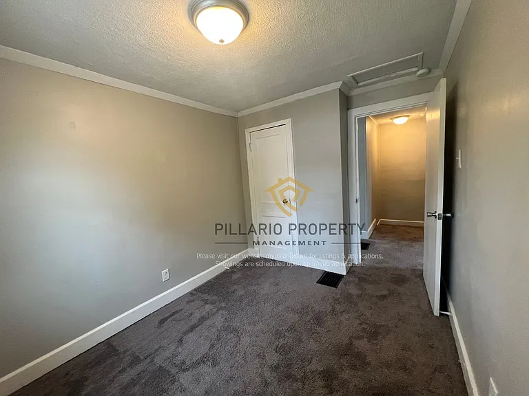 619 N Sherman Dr — Photo 10