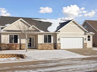 11167 Club West Cir, Minneapolis, MN 55449