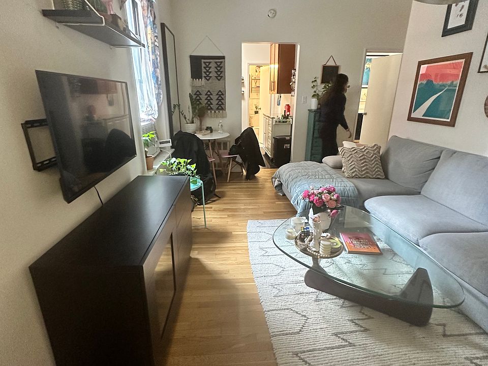 1st image of 201 E 81st St APT 4D
