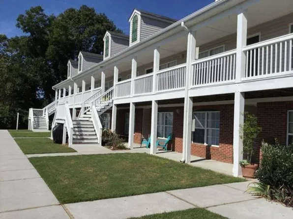 Ocean Highway Apartments, 15841 Highway 17 #2J, Hampstead, NC 28443