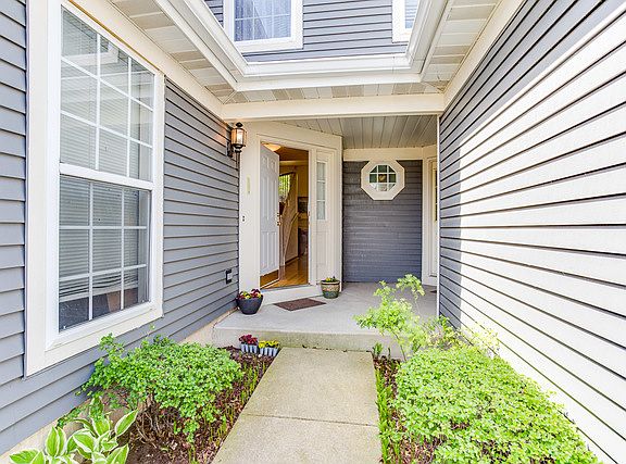 2nd image of 354 E Haver Hill Ct