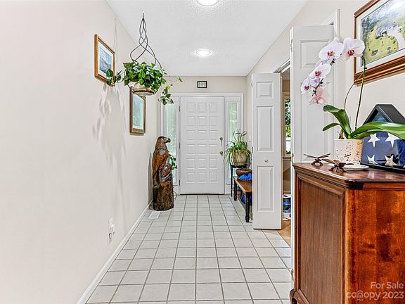 5th image of 420 Hidden Woods Ln