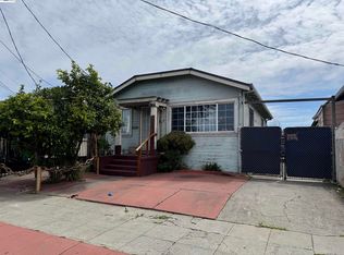 (Undisclosed Address), Oakland, CA 94621