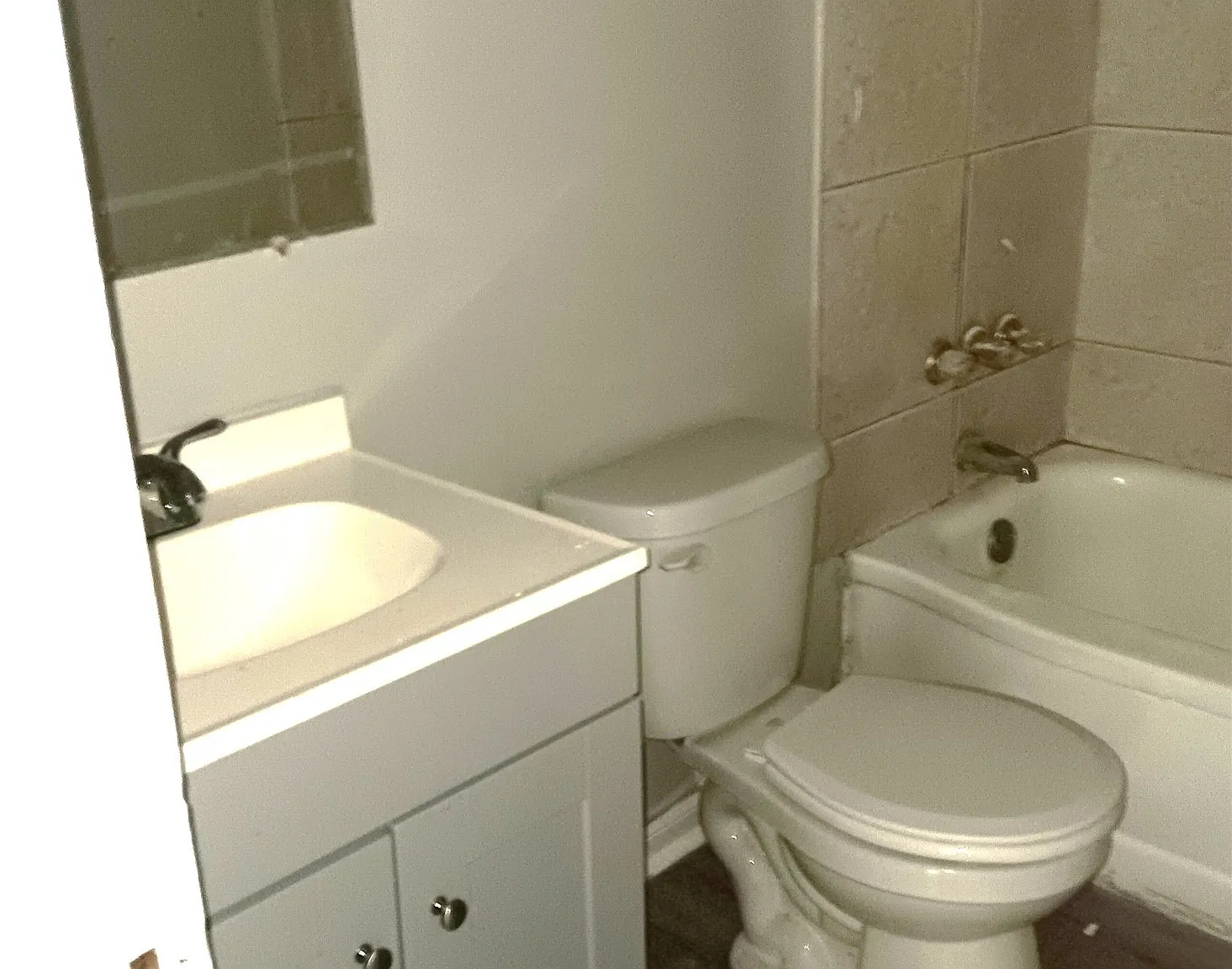 2 bed, 1.0 bath, 1089 sqft, $800 — Photo 4