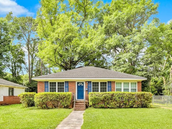111 E 66th St, Savannah, GA 31405