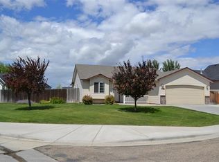 723 Harpy Ave, Meridian, ID 83642