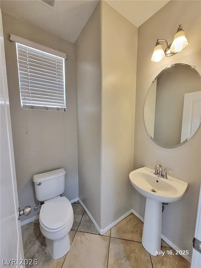 3 bed, 2.5 bath, 1523 sqft, $1,895 — Photo 4