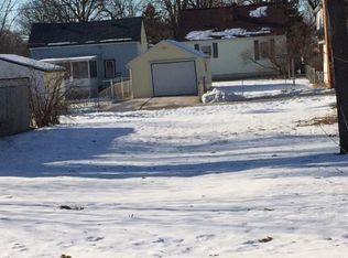 2233 George St, La Crosse, WI 54603