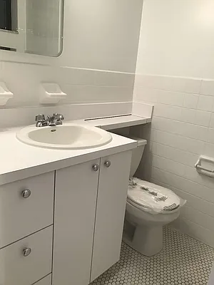 Rented by Metropolis Real Estate of Manhattan | media 32