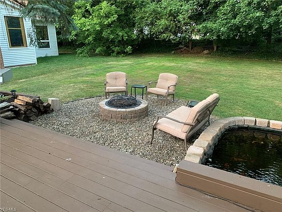 4th image of 1221 Tulip Ct