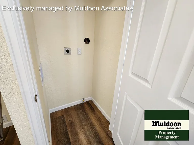 625 Elm St — Photo 9