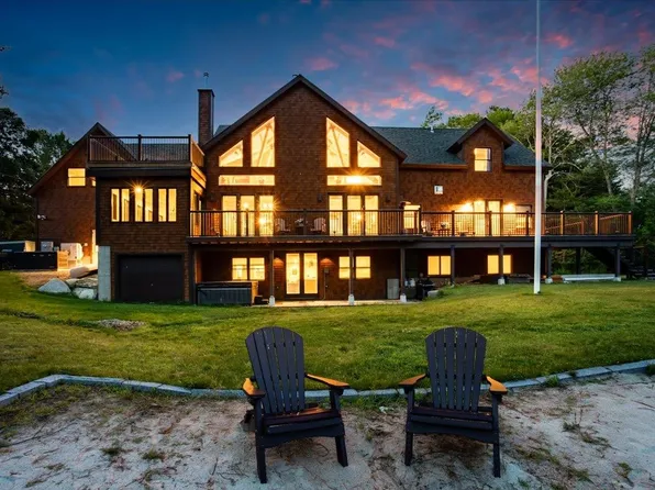 145 Hanson Drive, Moultonborough, NH 03254