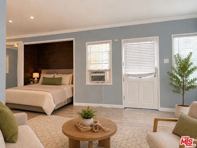 900 N Gardner St #7463 — Photo 5