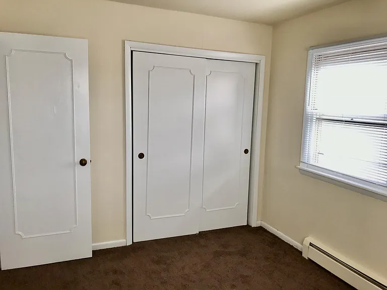 4223 Chamberlain Dr — Photo 7