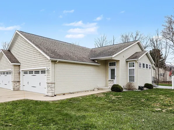 10475 Hammock Cir, Portage, MI 49024