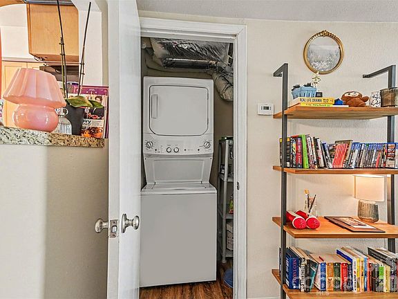 5th image of 4329 Hathaway St APT G