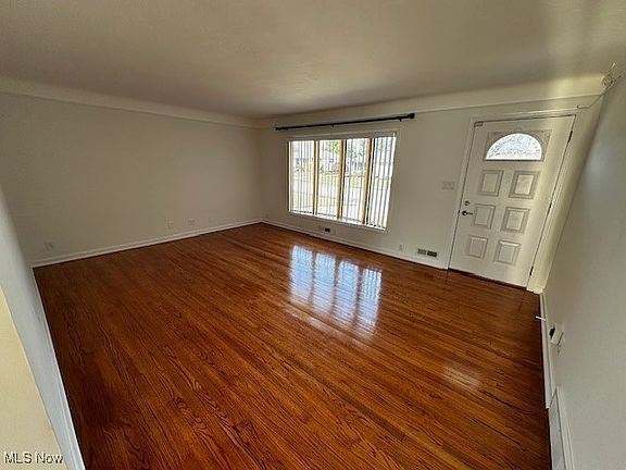 3rd image of 3025 Augustine Dr