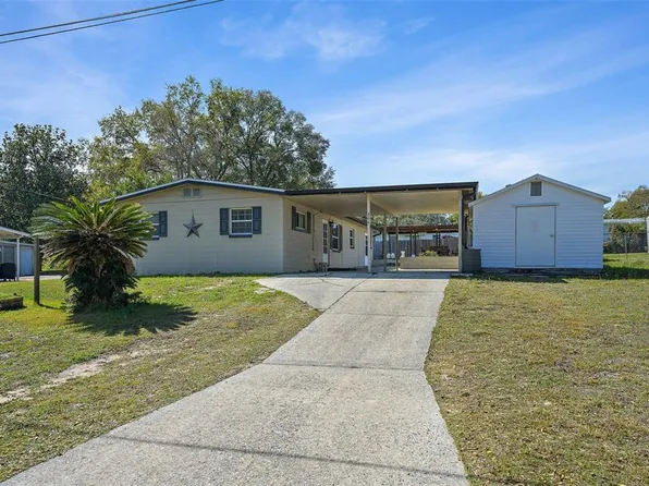 806 Phoenix Ave, Fruitland Park, FL 34731