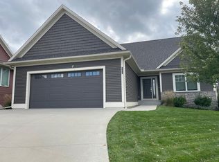 2374 Woodstone Ln SW, Rochester, MN 55902