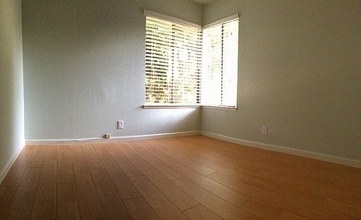 2nd image of 667 Balfour Dr