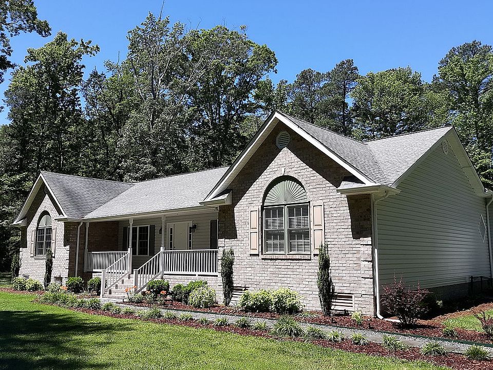 1st image of 96 Blue Heron Dr