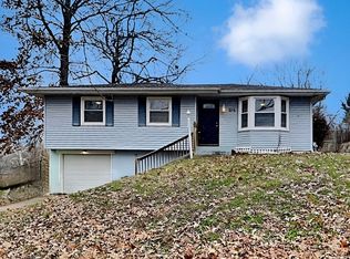 216 NW 61st St, Kansas City, MO 64118