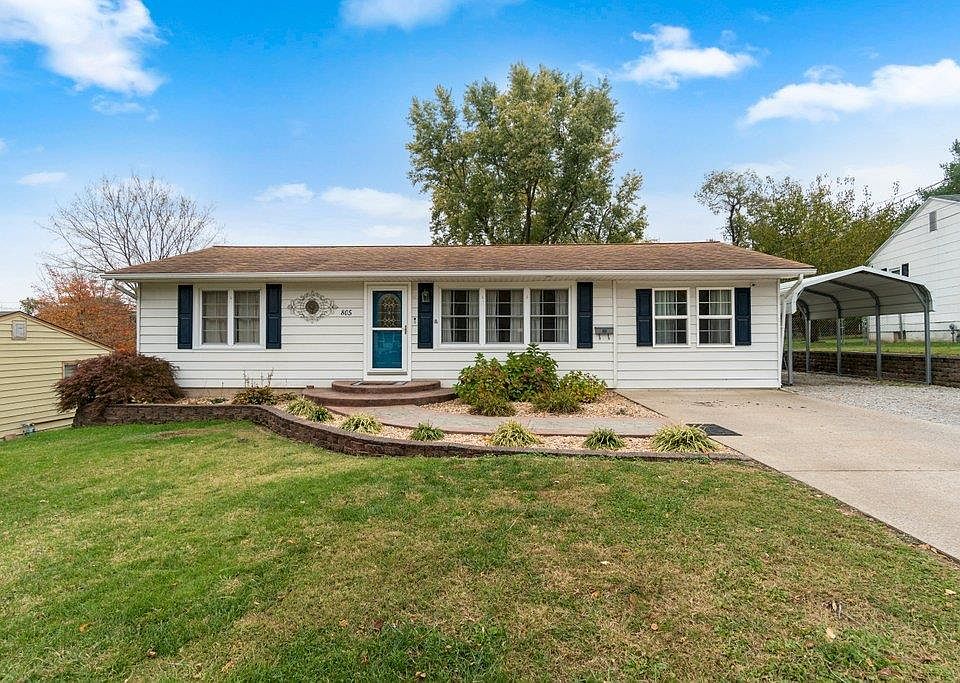 1st image of 805 Cecile Dr