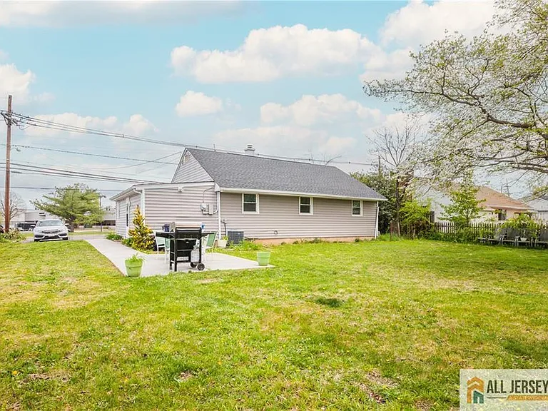 509 New Durham Rd — Photo 20