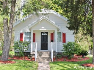1021 Evergreen St SE, Grand Rapids, MI 49507