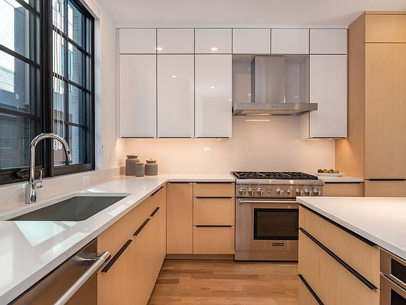 4th image of 2118 Pearl St Unit E