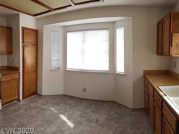5th image of 5876 Filmore Ave #0