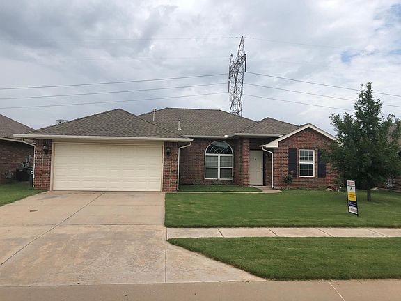 3rd image of 2367 Melody Dr